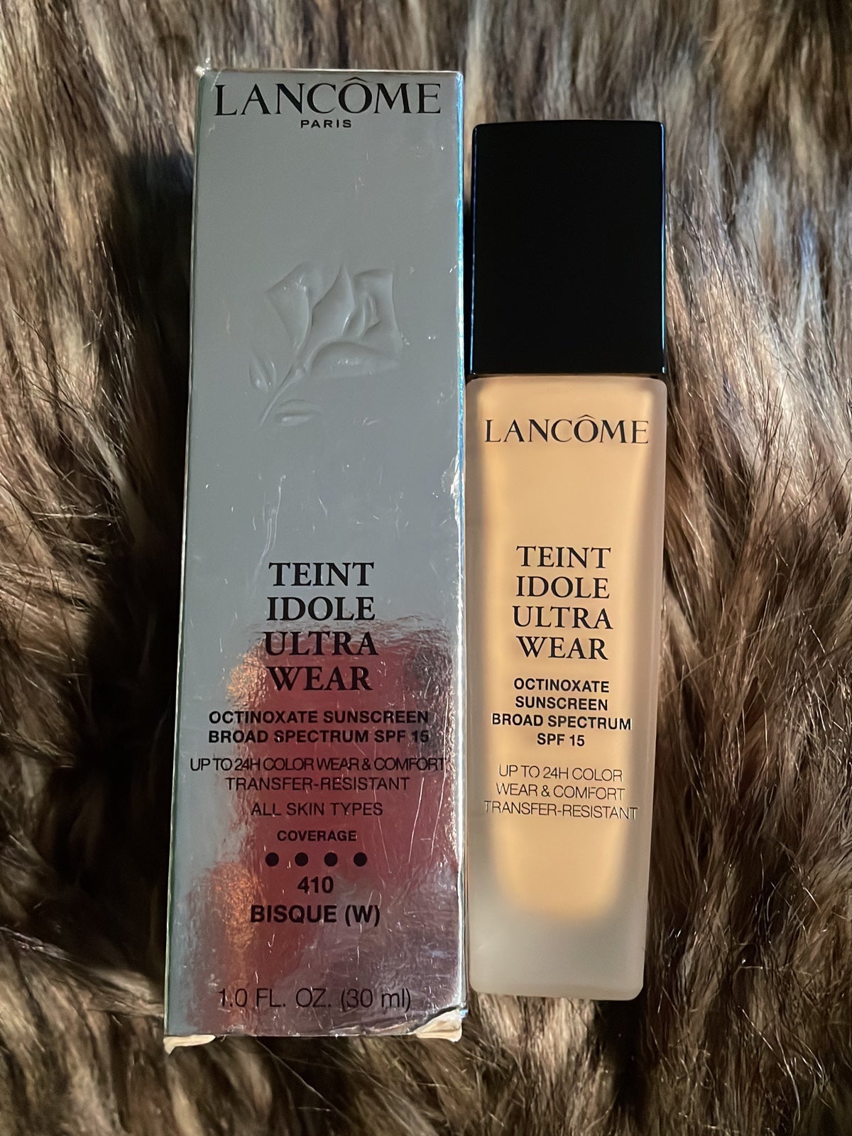 Lancôme 24 hour color wear & comfort foundation