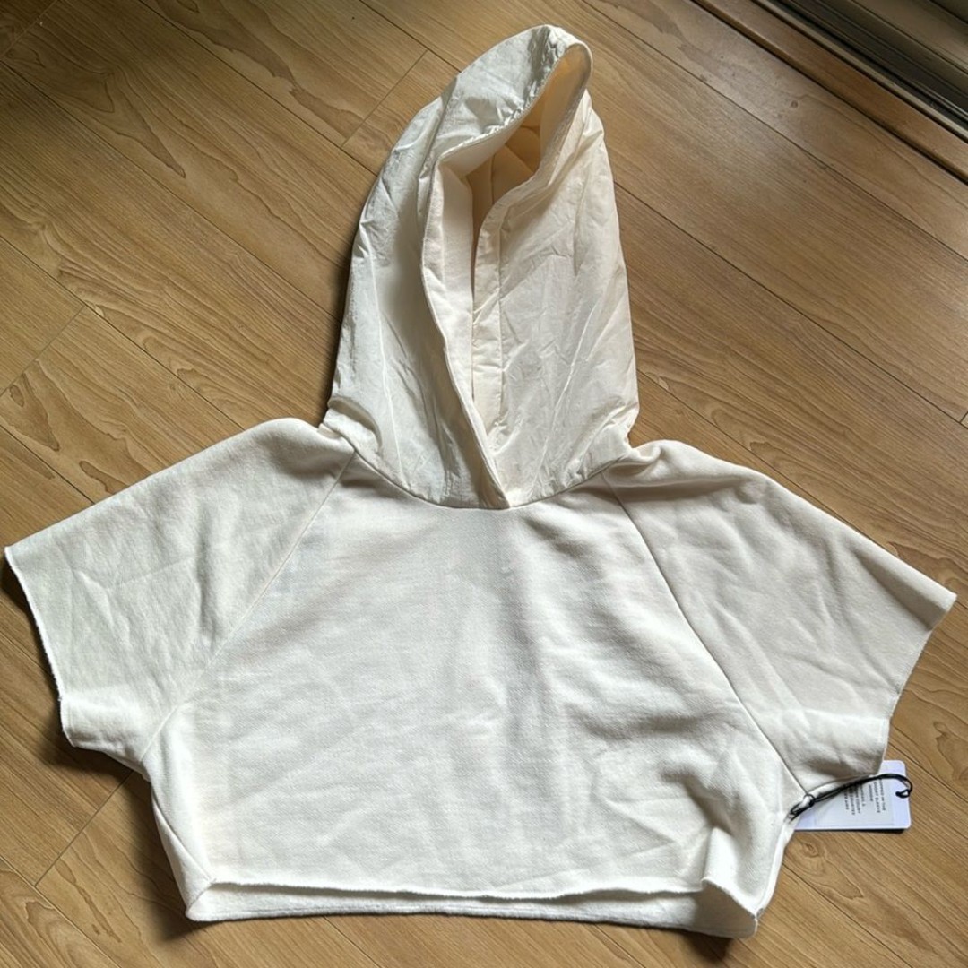 Alo Cropped in the air short sleeve hoodie