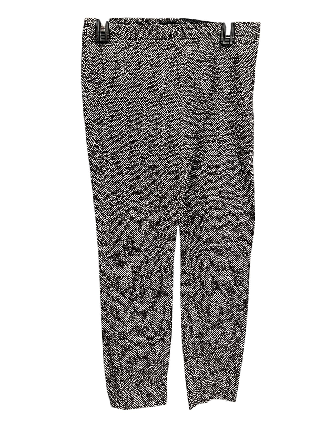 Stylish black and white patterned pants by Ellen Tracy. Perfect for any occasion