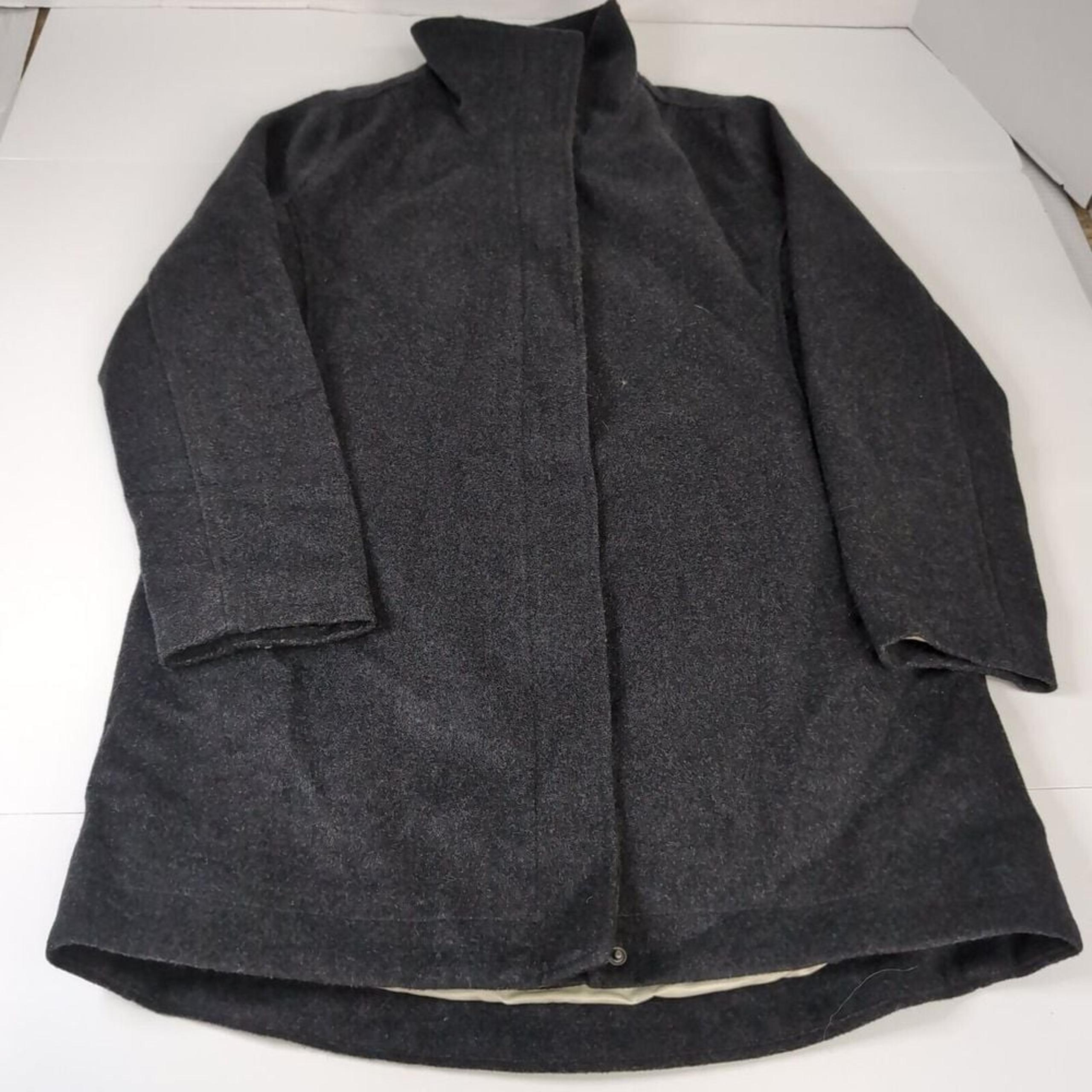 Pendleton Coat Mens Small Gray Full Zip Snap Button Wool 1863 Hudson Bay Jacket
