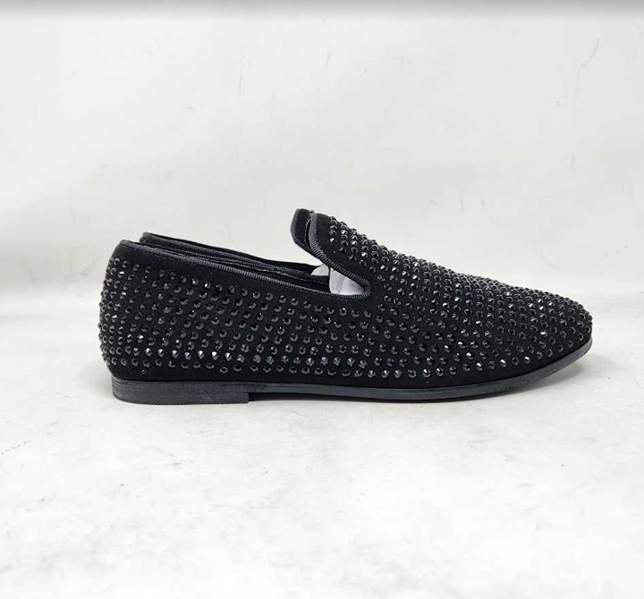 Boys 5 Steve Madden Caviar studded black slip on loafers dress shoes