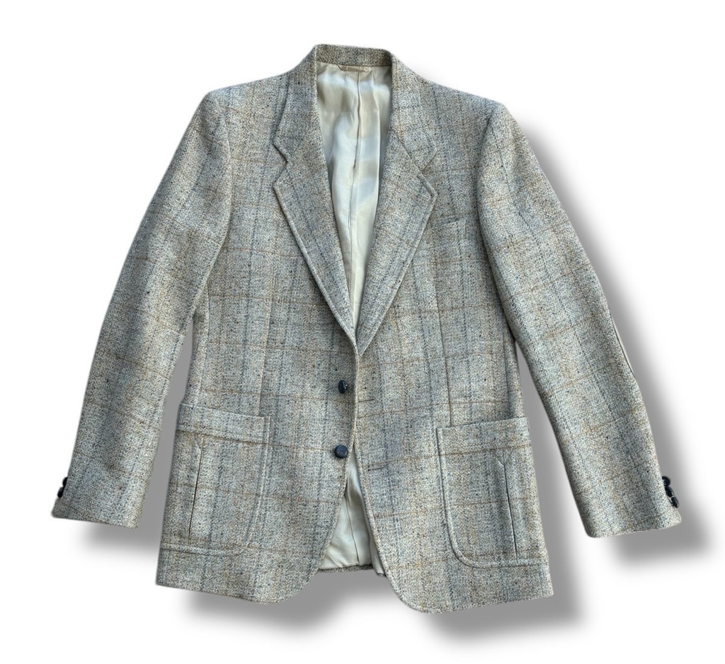 Vintage sanRemo made in Italy 100% wool Size 40R 2 button Blazer Elbow Patches