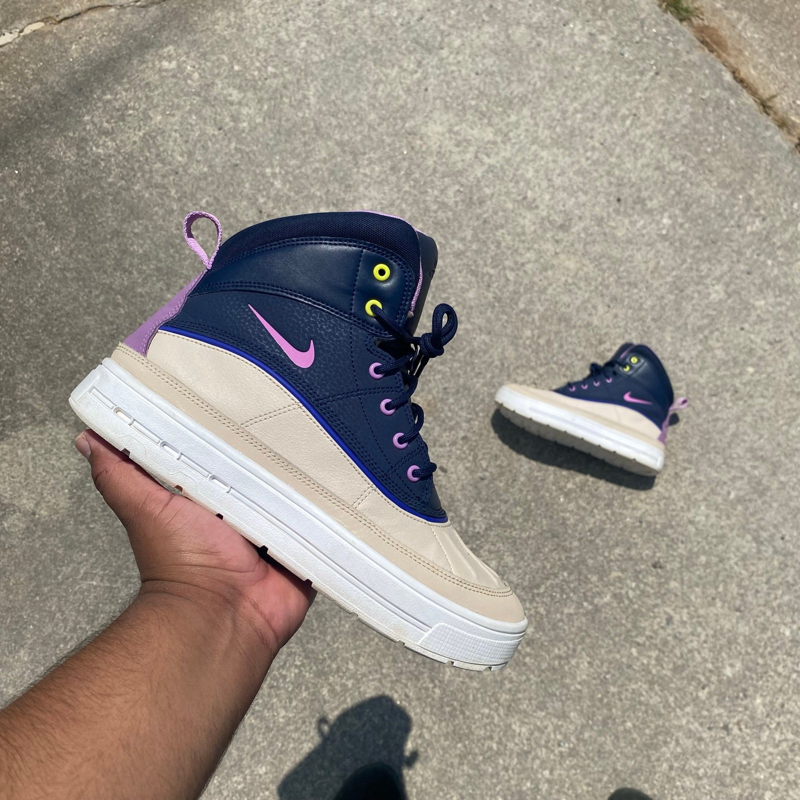Nike Woodside 2 ACG “Sanddrift Obsidian”• Women’s Sz 8.5