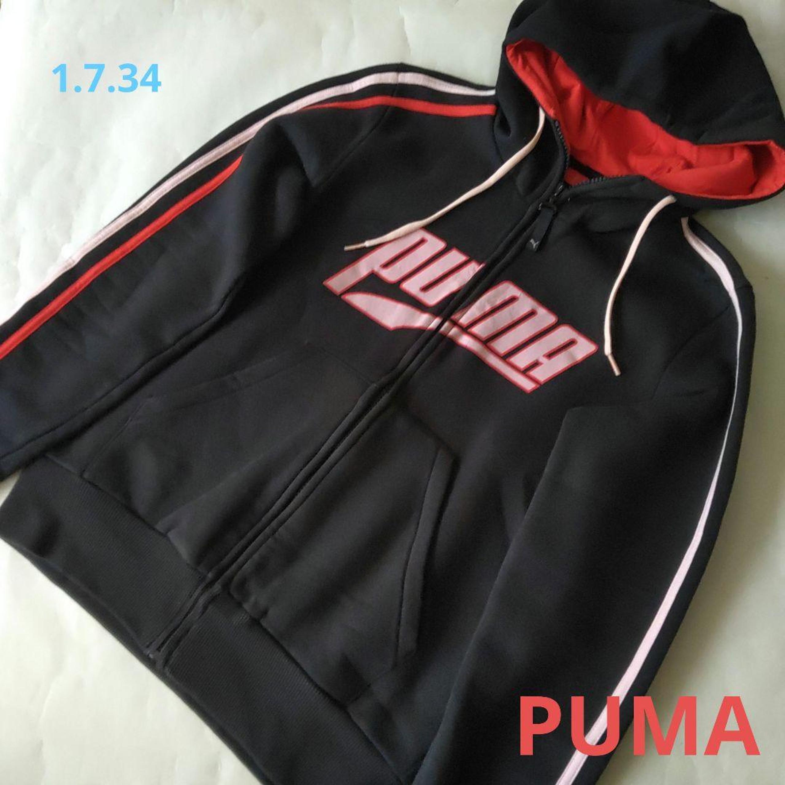【PUMA】L Size Zip-Up Hoodie
