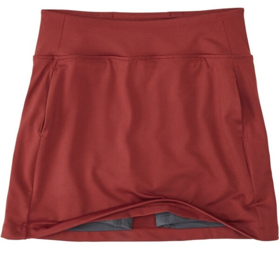 Title Nine Buttah Athletic Skirt with built in shorts size large