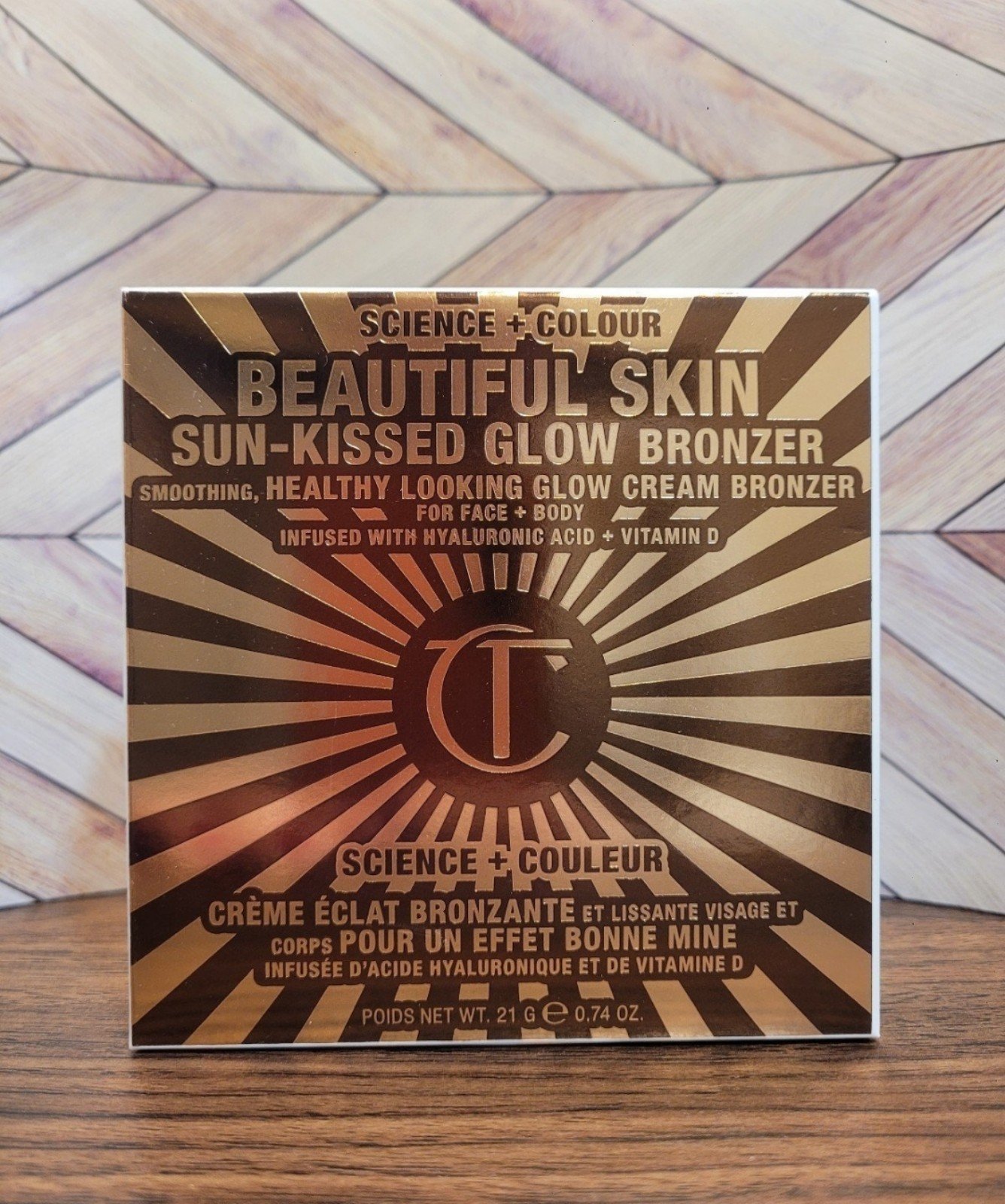 Charlotte Tilbury Science + Color Son Kissed Glow Bronzer in Fair. Retail 58