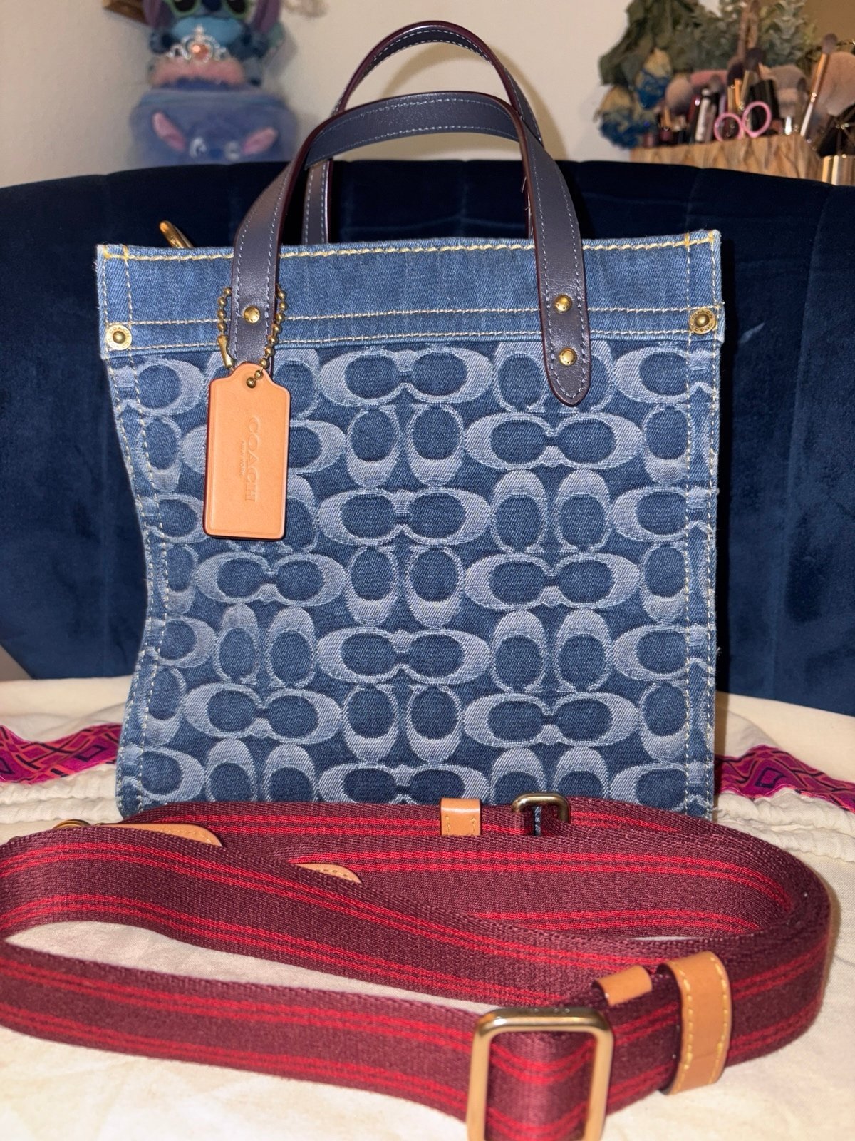 トートバッグ coach Field Tote 22 In Signature Denim Field Tote 22 In Signature Denim