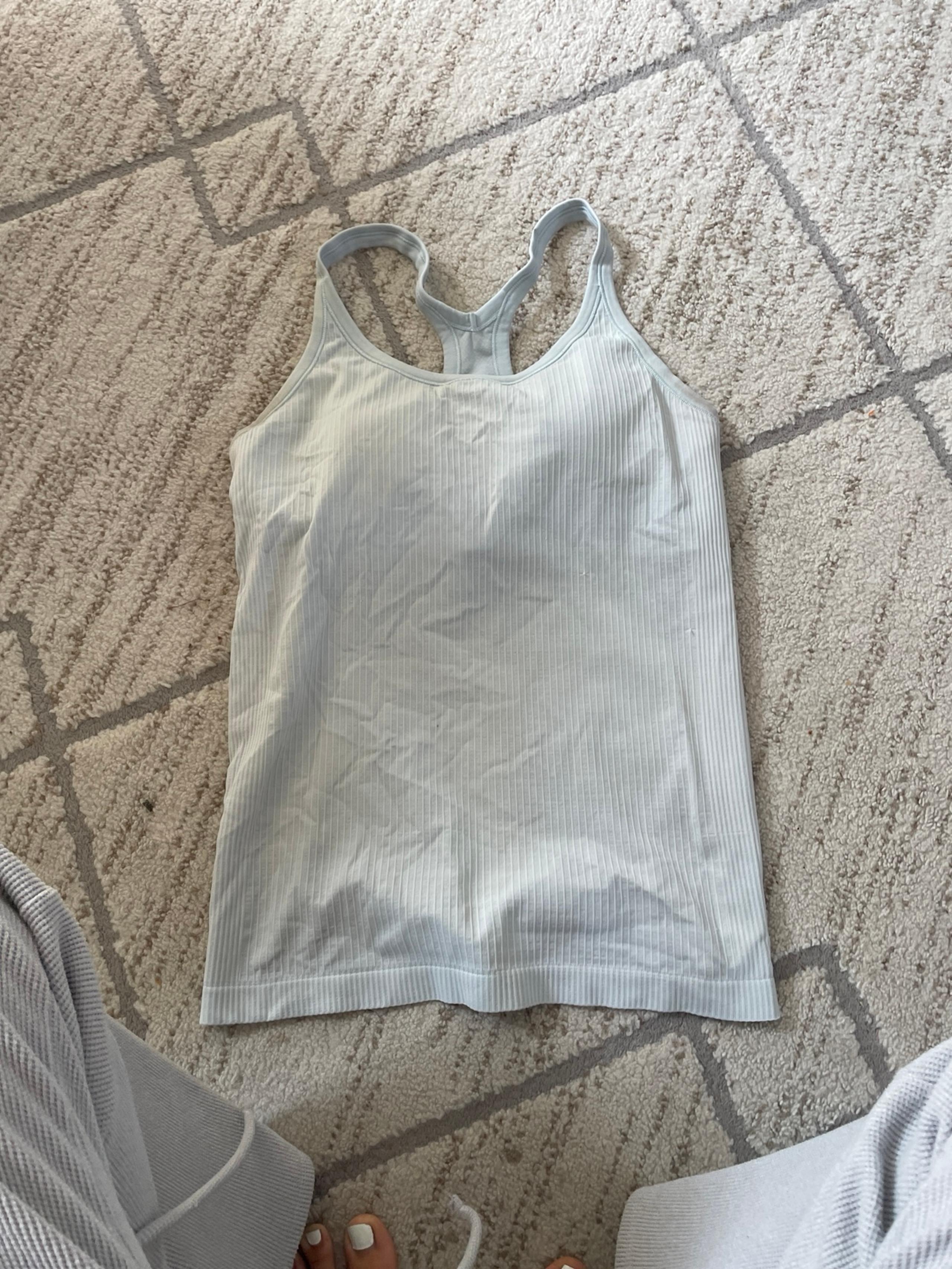 Lululemon tank