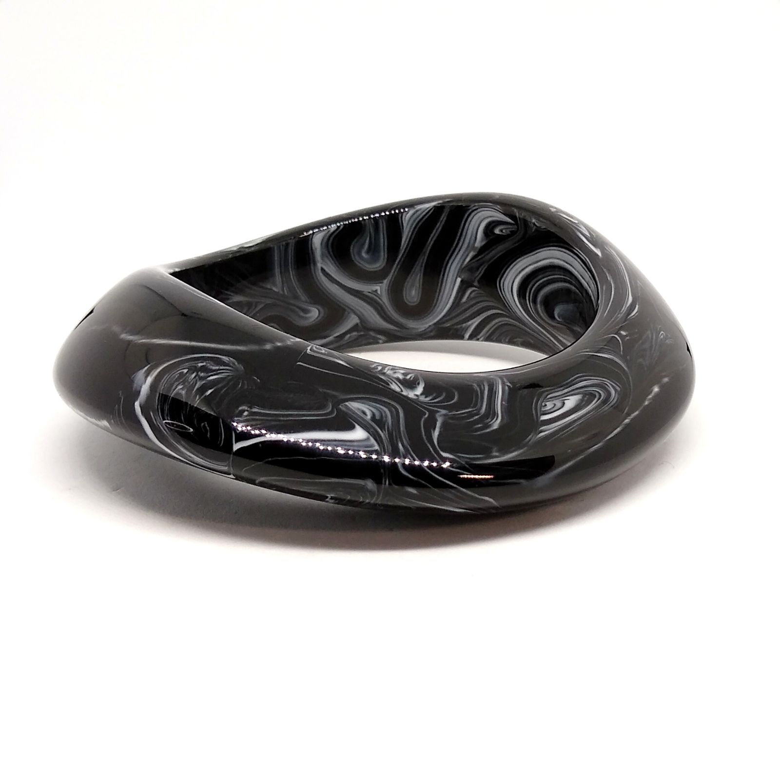 Vintage Lucite Resin Swirl Bangle