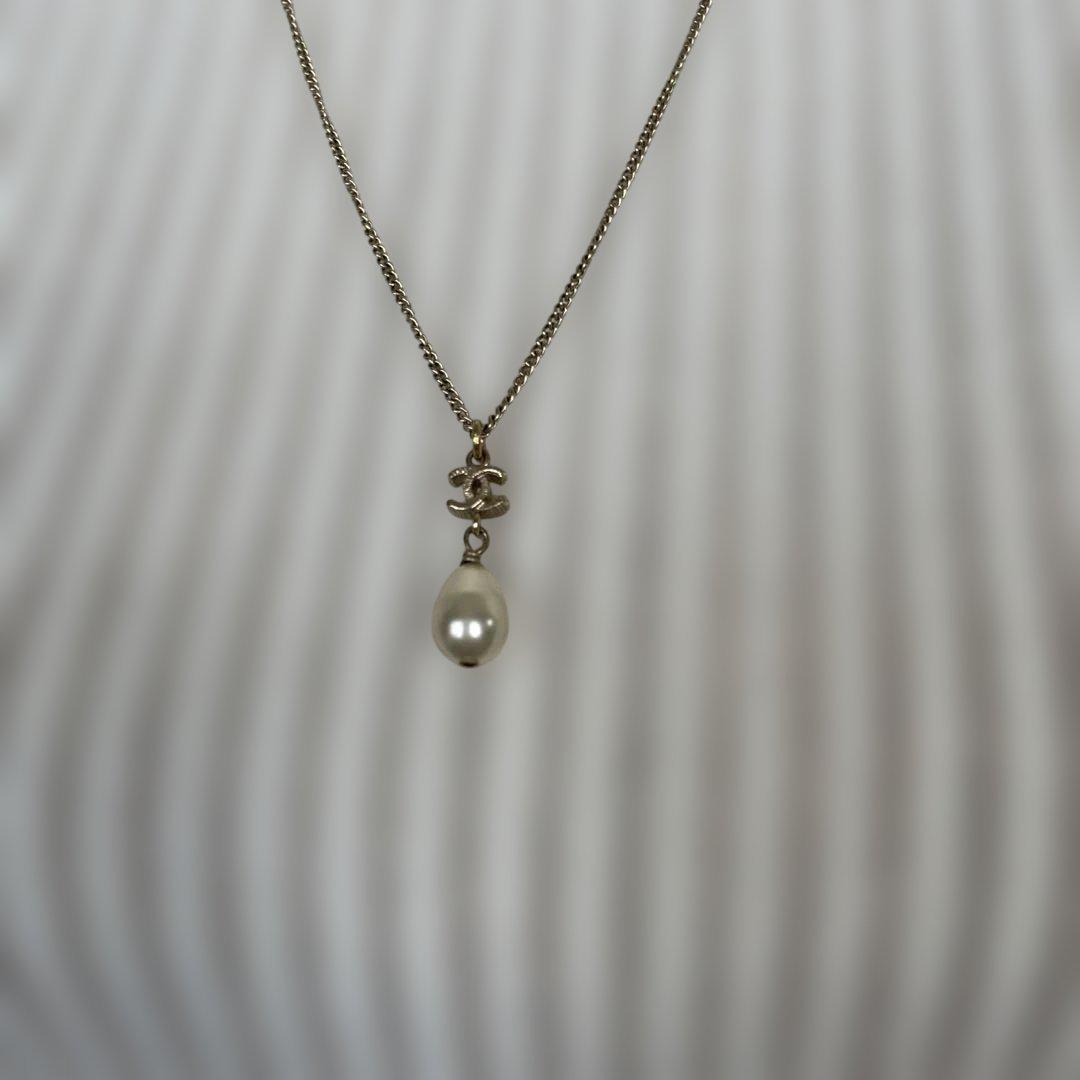 Chanel Gold Pearl Necklace