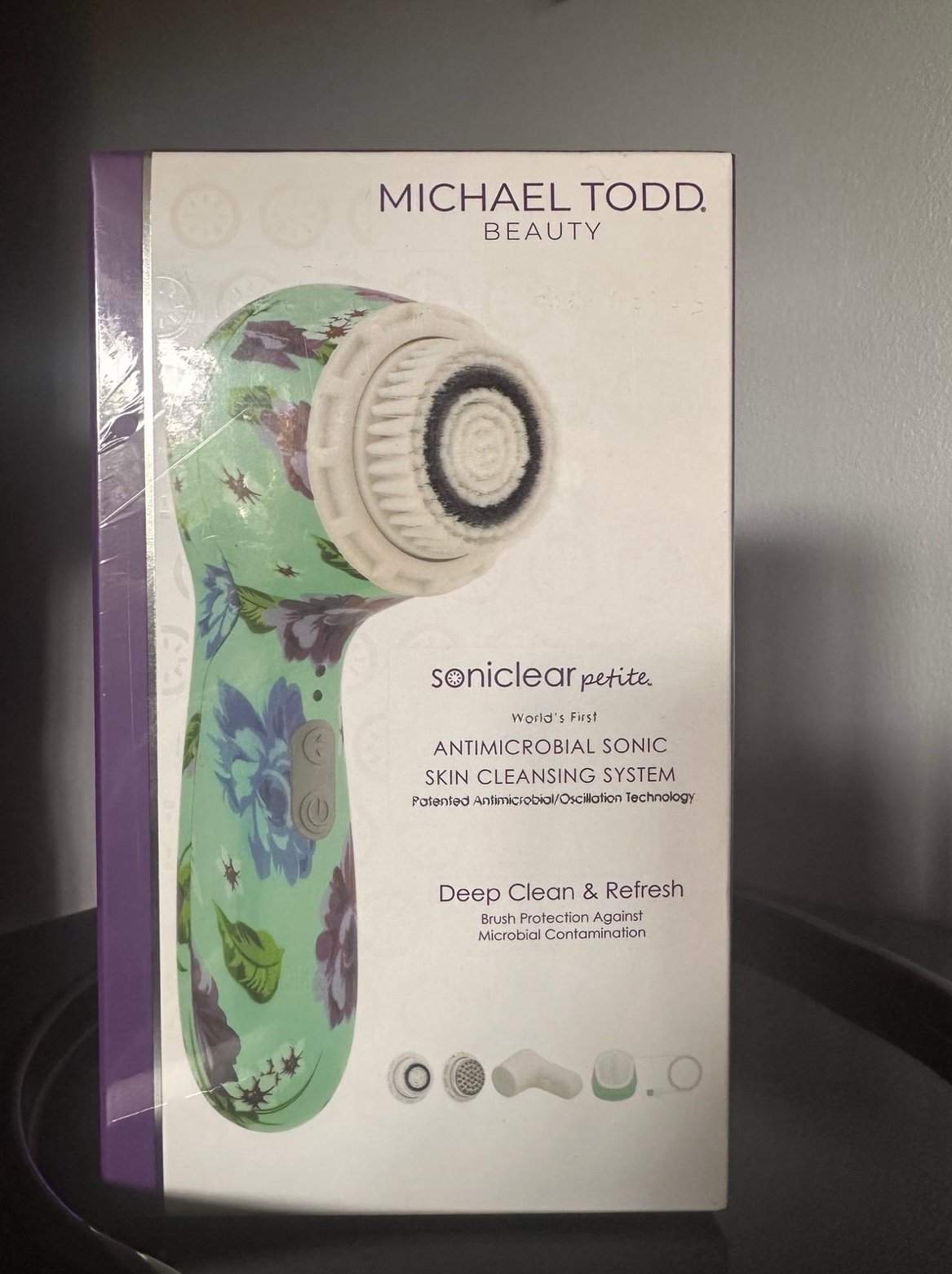 New In Sealed Box Micheal Todd Beauty Soniclear Petite Skin Cleansing System