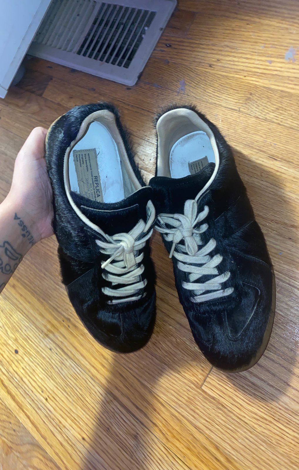 Unisex sneakers