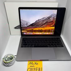 APple MacBook Pro 13-Inch 2017 256gb 8gb 2.3GHz i5 Space Grey - DEFECT