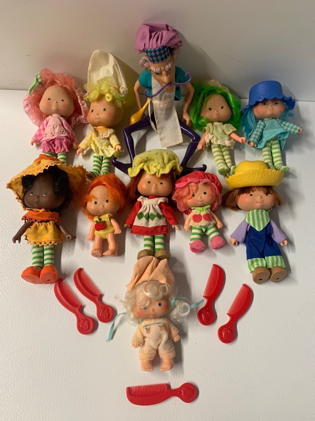 Vintage Strawberry Shortcake Lot (11 dolls) Price is firm, Not negotiable!