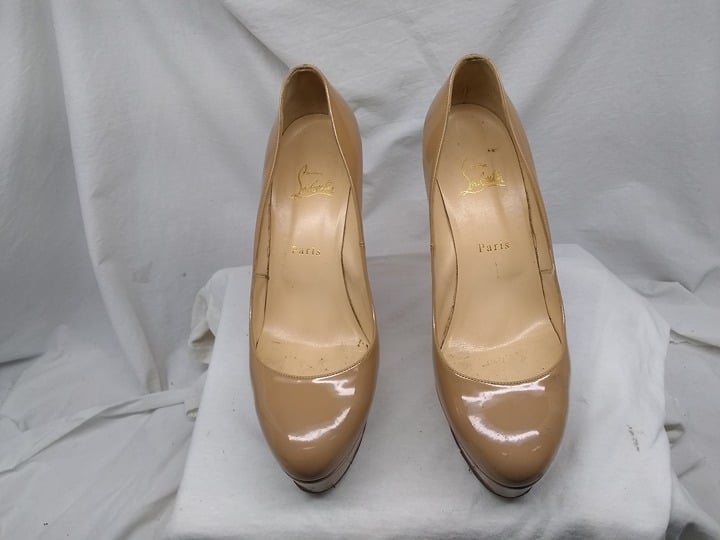 Christian guarantee Louboutin Nude Bianca Patent Christian guarantee Louboutin Nude Bianca Patent