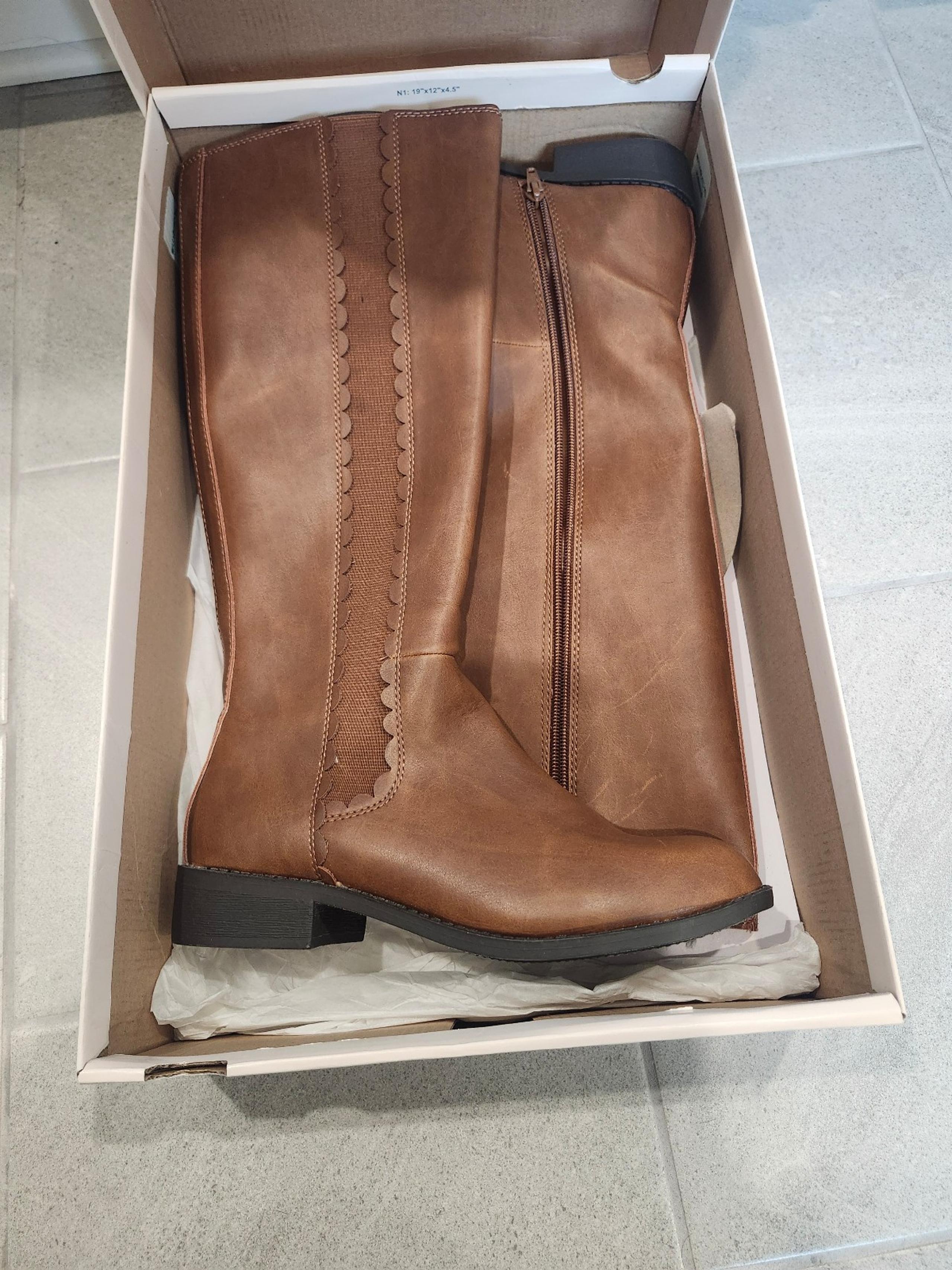 Lauren Conrad Boots