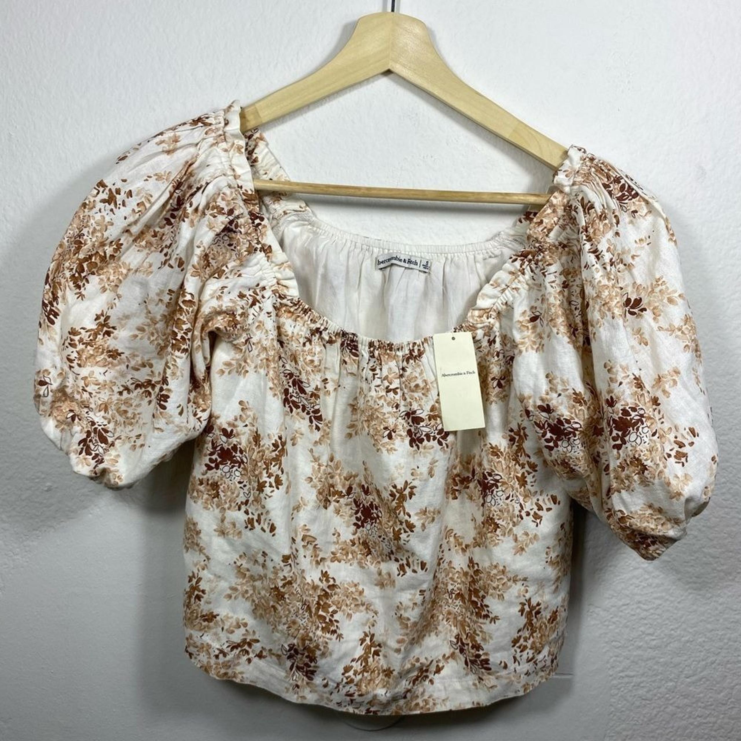 NWT Abercrombie Women's Small Top Puff Sleeve Crop Floral Cottagecore Boho Beach