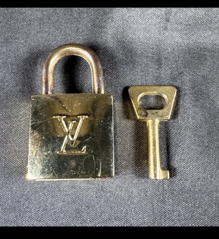 Rare Vintage Louis Vuitton PadLock Lock & Skeleton Key-Gold Tone