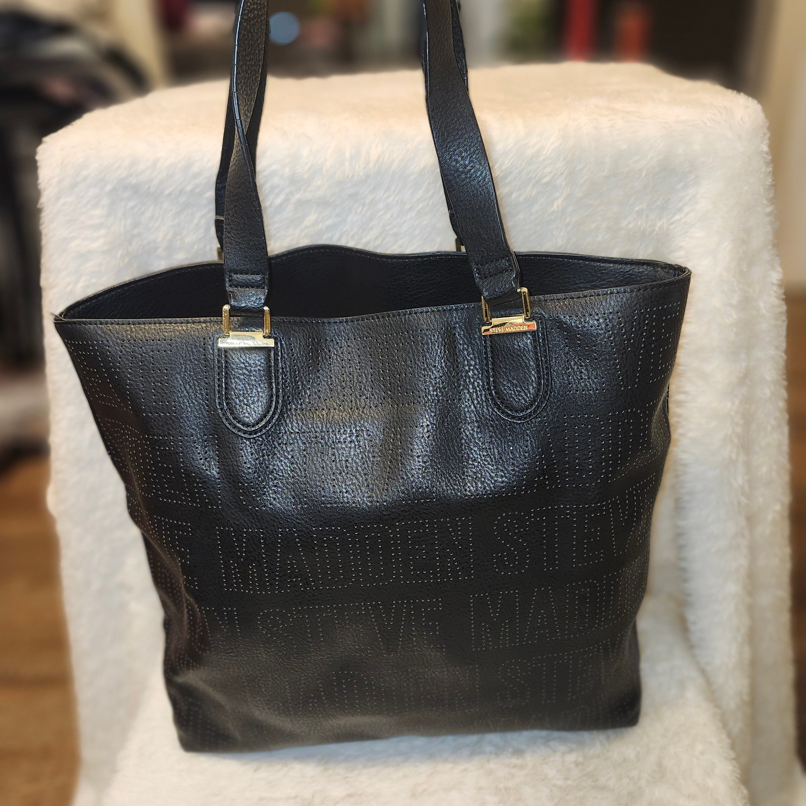 Steve Madden Bucket Tote Leather Black 14x14x6in