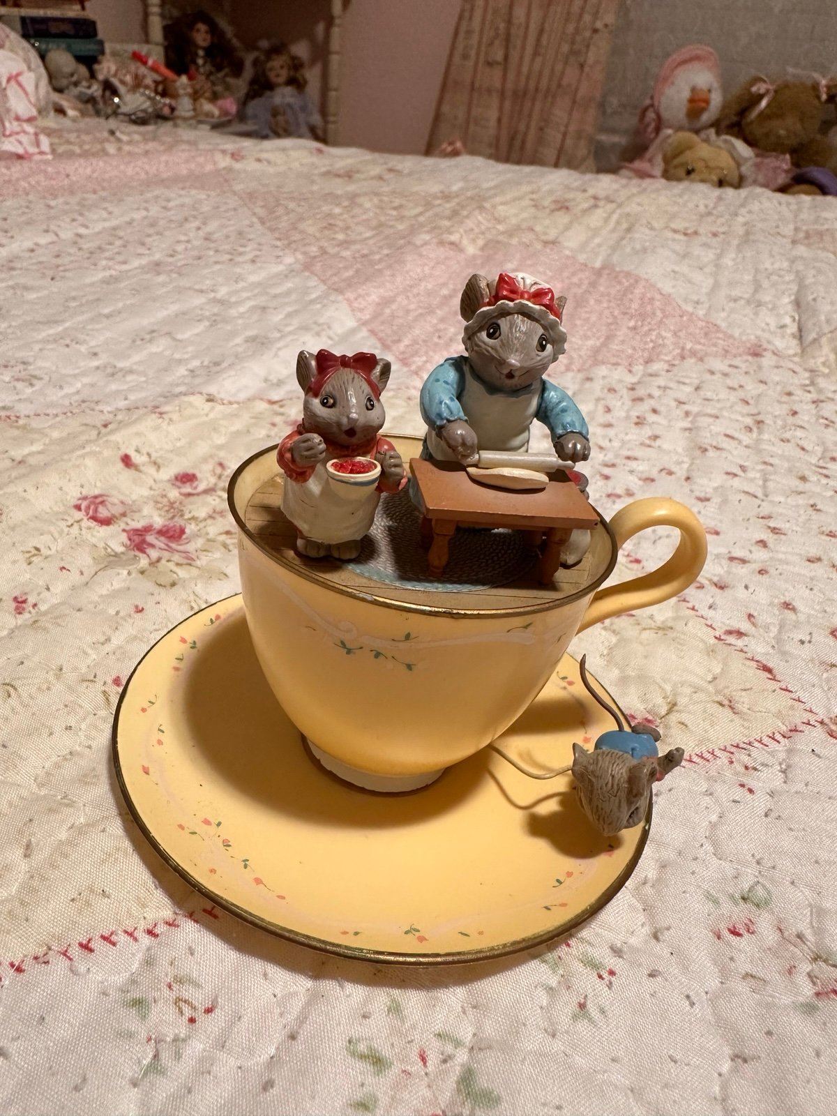 Enesco Vintage Teapots | Mercari Enesco Vintage Teapots | Mercari