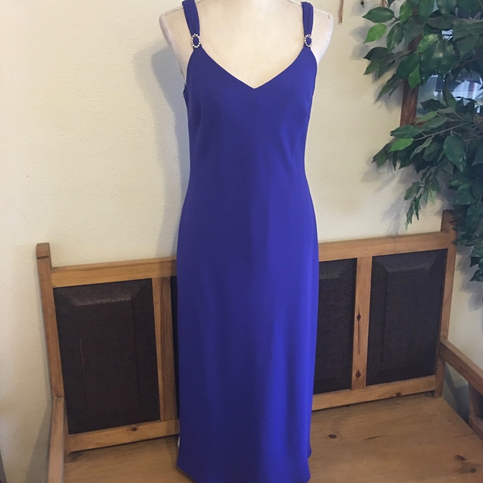 Evan Picone royal purple form fitting maxi dress