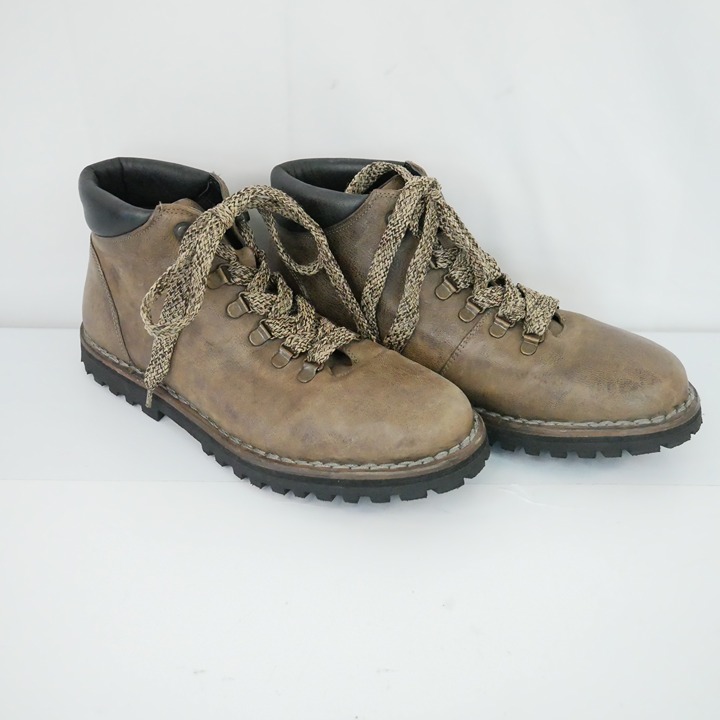 Womens ROAN-by Bed Stu Fatima Straw Harare (BROWN), Size 9.5 Hiking Boots