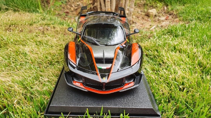 Ferrari FXX K - Black - 1/18