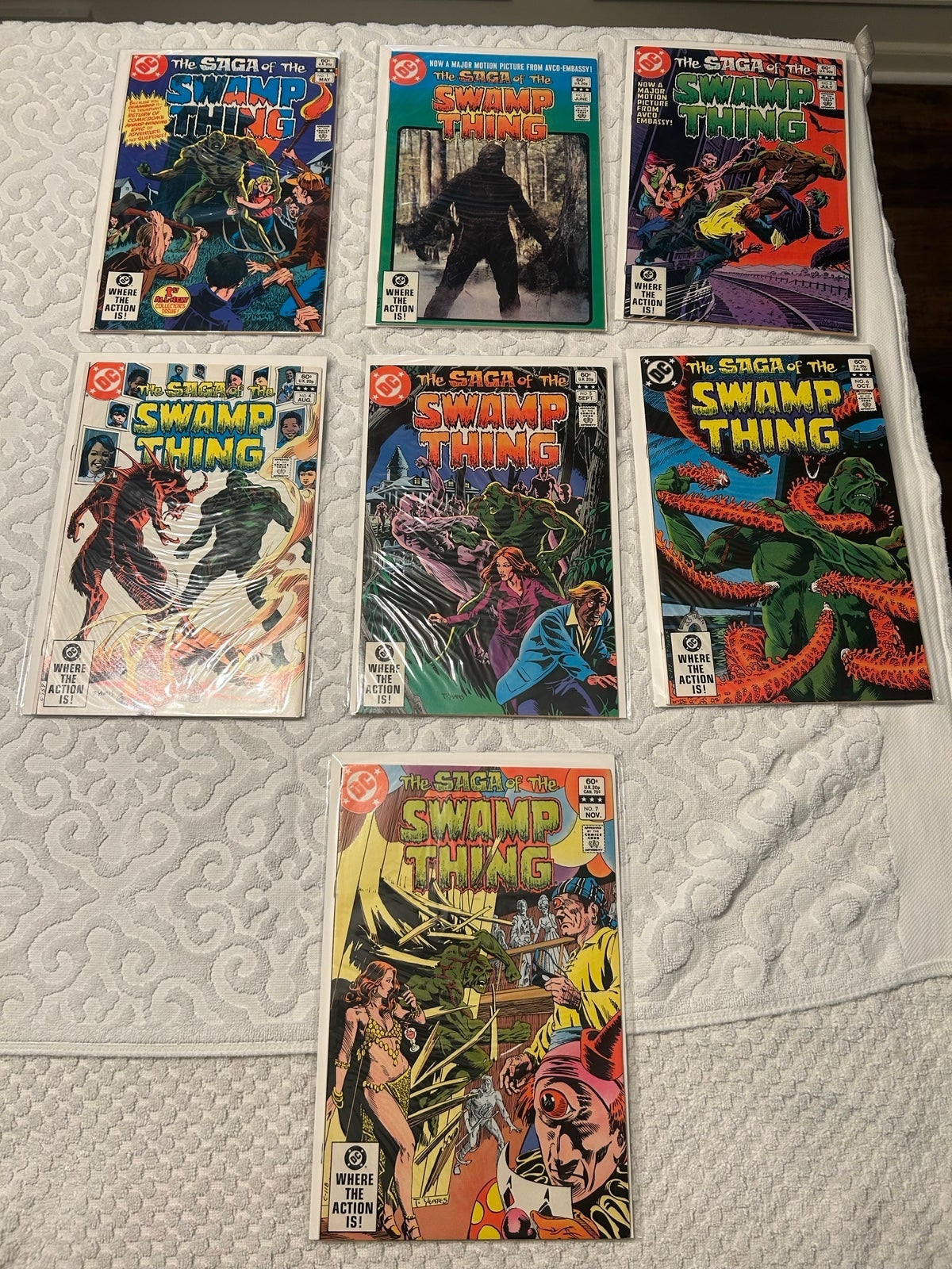 comic book Lot with #1 the saga of swamp thing