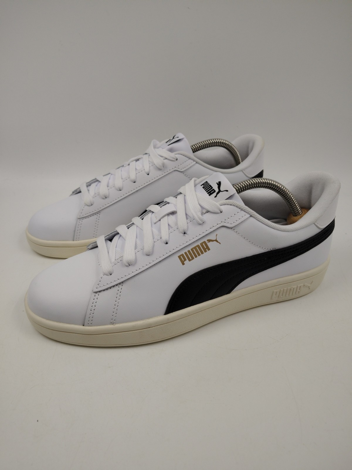 Puma Smash 3.0 Sneakers/Shoes Men’s Size 9 US White-Black-Gold New