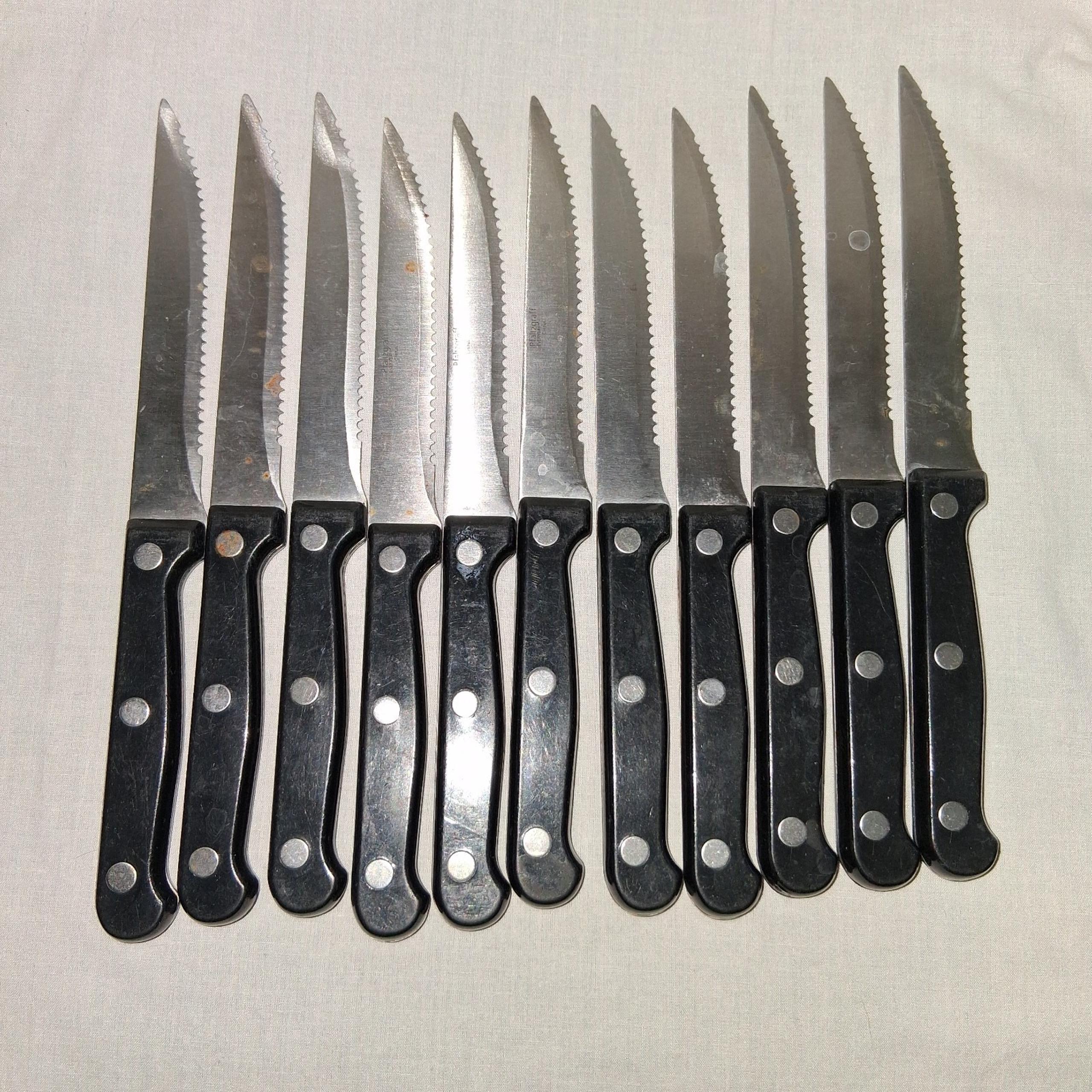 Set of 11 Serrated Blade Steak Meat Knives 8 1/2" Black Handles - Pfaltzgraff