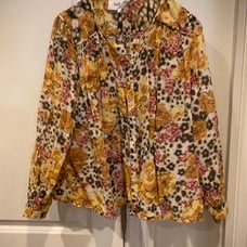 Lovely! Ba & Sh poet blouse