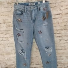 NWT Lucky Brand Floral Embroidered Boyfriend Jeans Size 6/28