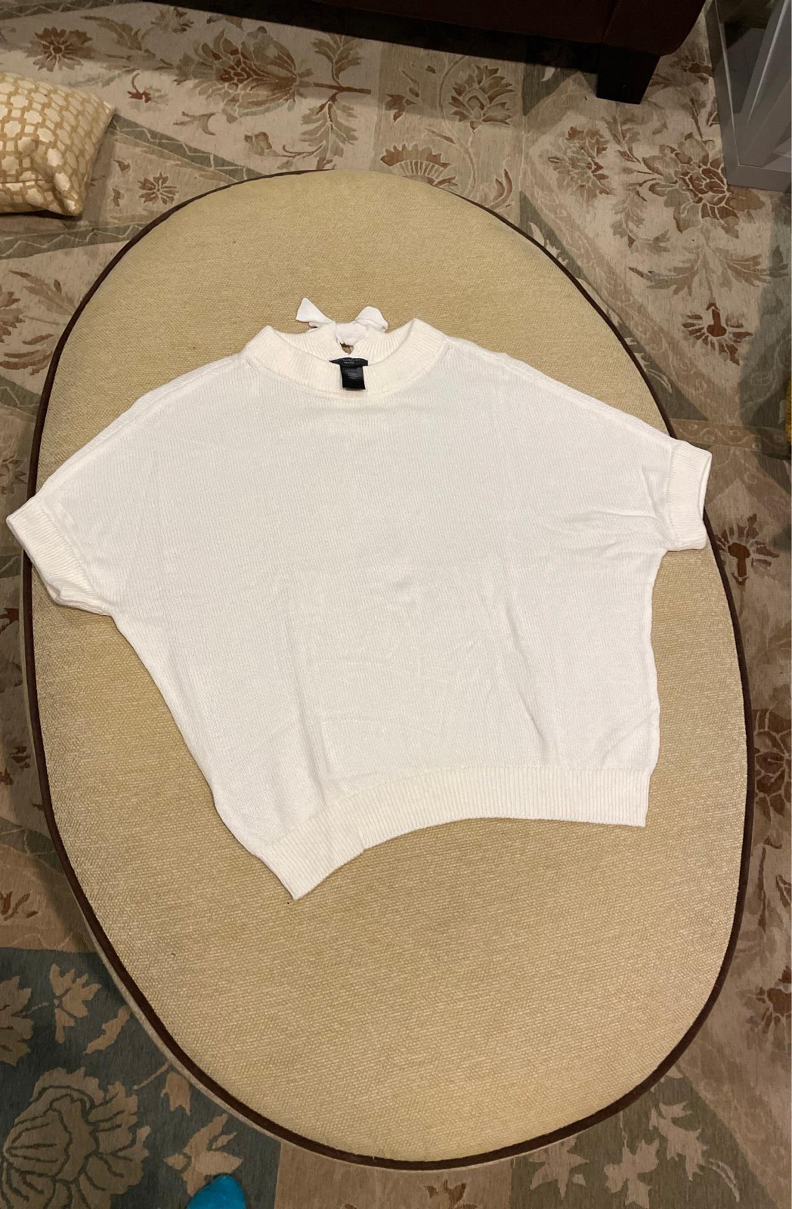 Ann Taylor White knit shirt with ribbon bow on the back size XXSP