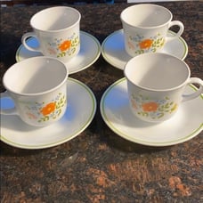 4 Corelle Wildflowers Cups and Saucers