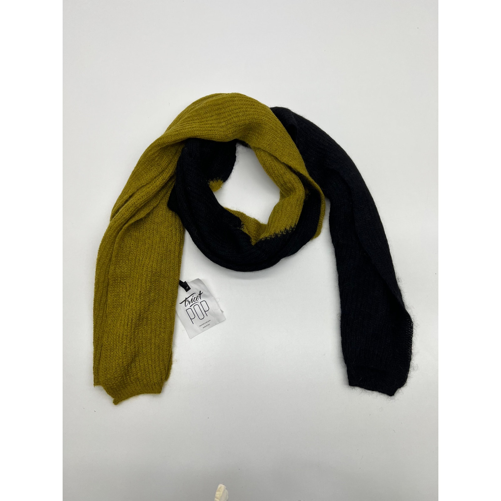 TRICOT POP SCARF UNISEX KIKI BLACK/MUSTARD ONE SIZE NWT #113B