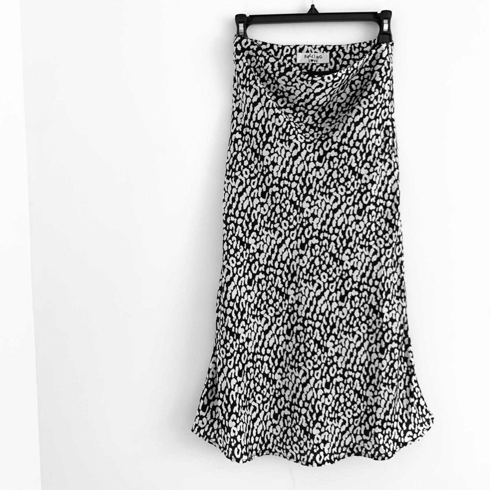 New Falling Love Urban Outfitters Animal Leopard Print Dots Midi Skirt
