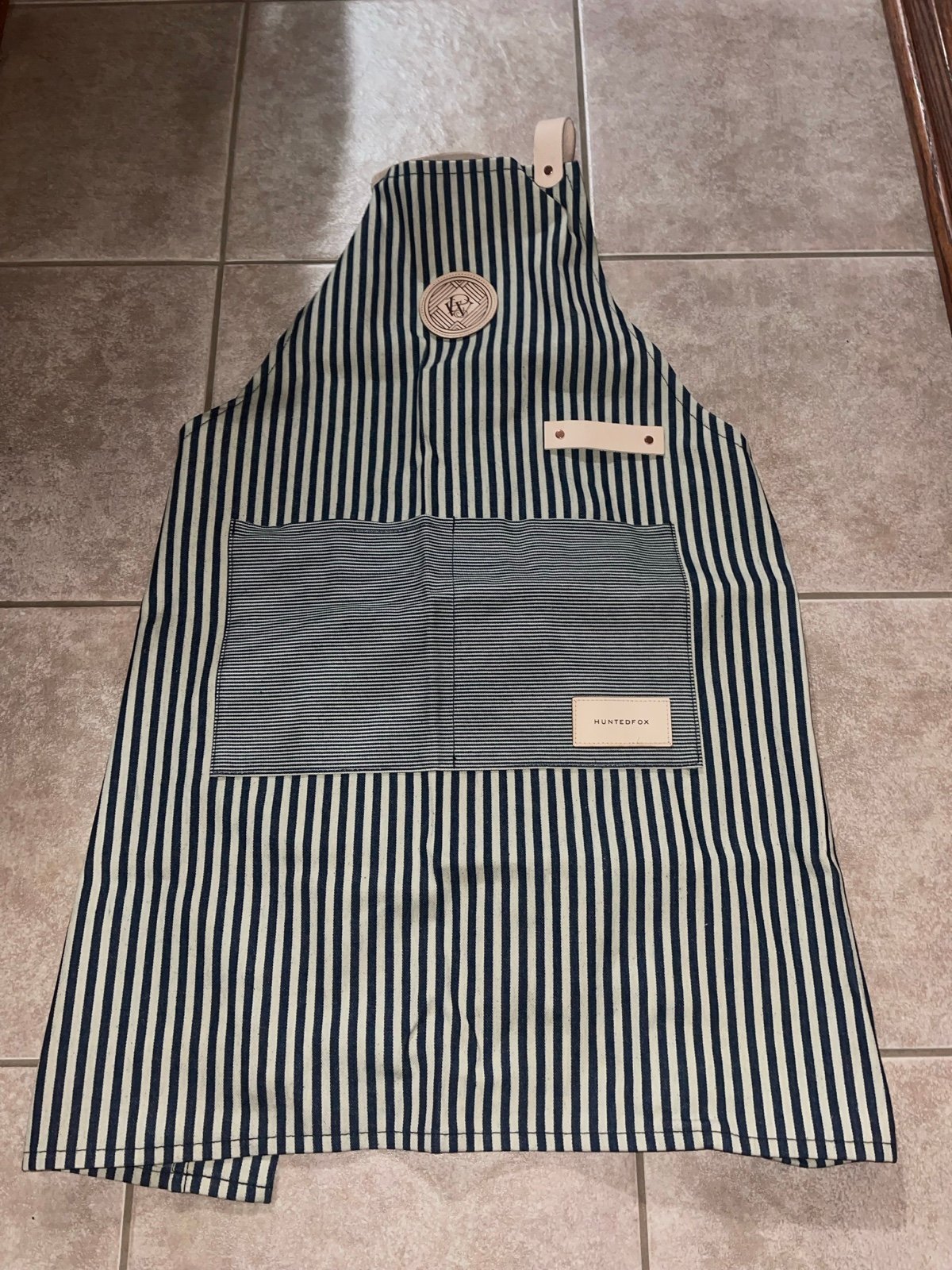 Hunted Fox luxury leather strap apron