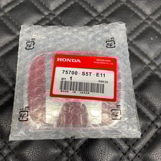 Honda Civic 2016-2020 10th Generation 75700-S5T-E11 Red JDM Emblem Front