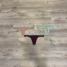 VS thong bundle