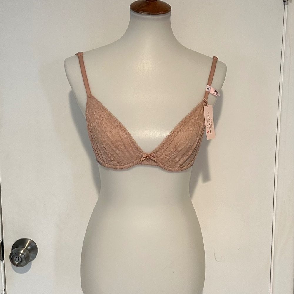 Victoria Secret Invisible Lift Unlined Lace Demi Bra - Size 32B - NEW With Tags