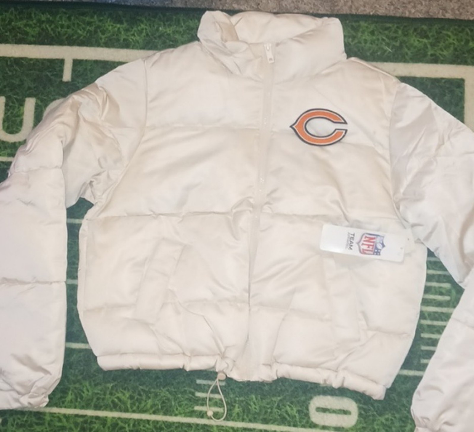 Chicago Bears Women's Crop Top Full Zip Puffer Jacket Winter Coat NWT...Ships ou