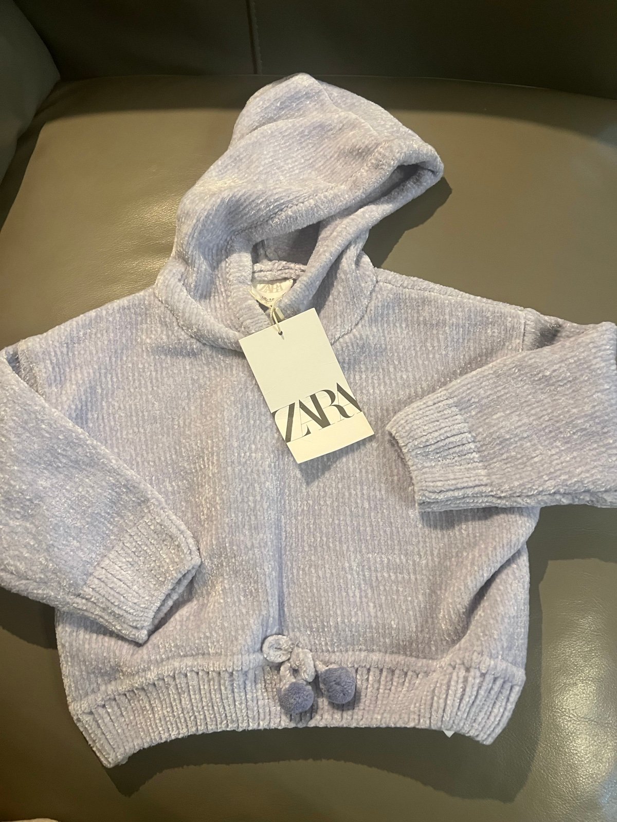 zara new sweater sz 12-18 m