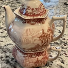 RARE English pink transferware teapot/cup 5.5x7.5”/castle/Lion shield marking
