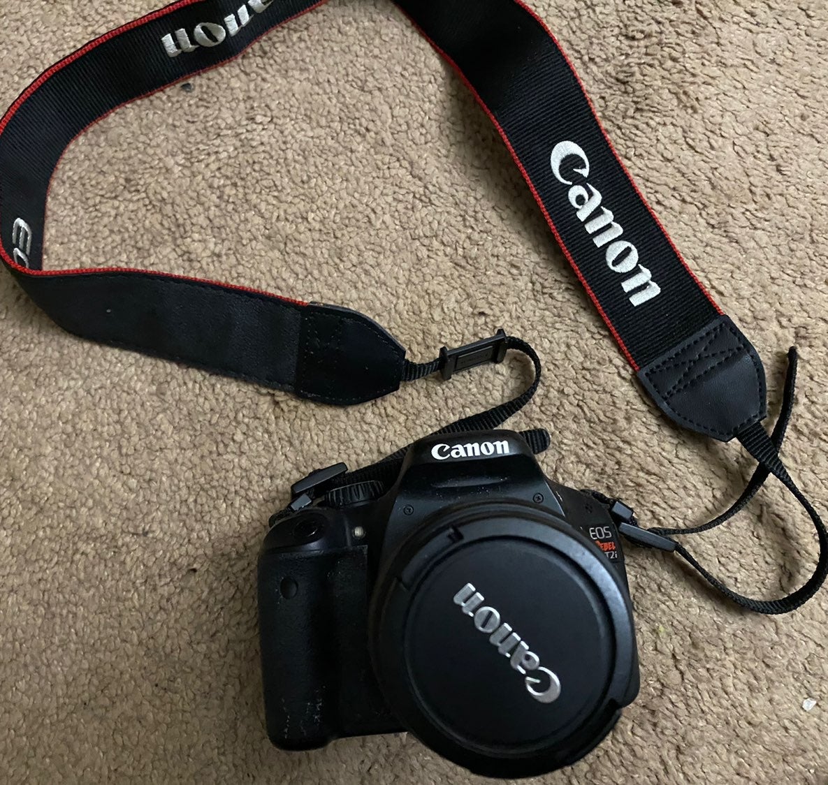 Canon Rebel EOS T2i Camera