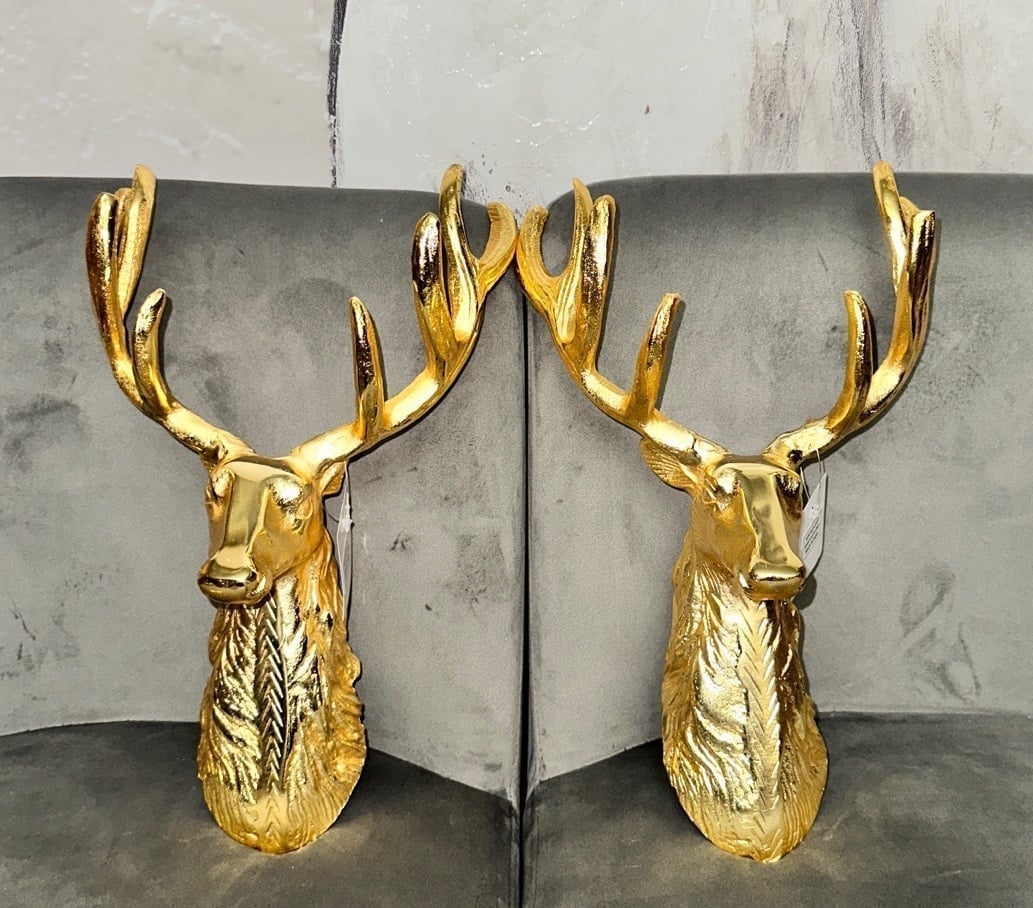 Holiday brass metal stag bust wall hanging