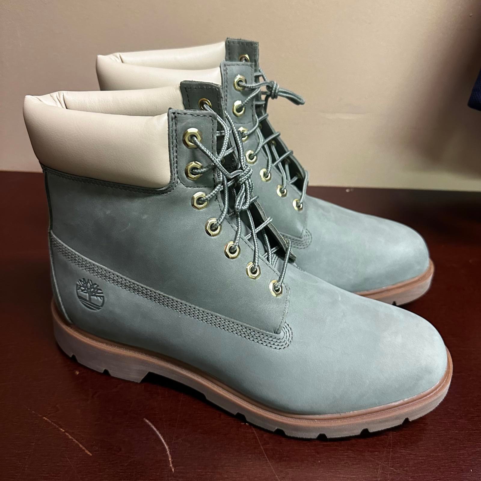 Timberland Classic 6 Inch Lichen Green Nubuck Waterproof Boots A5PYV 11.5 or 12