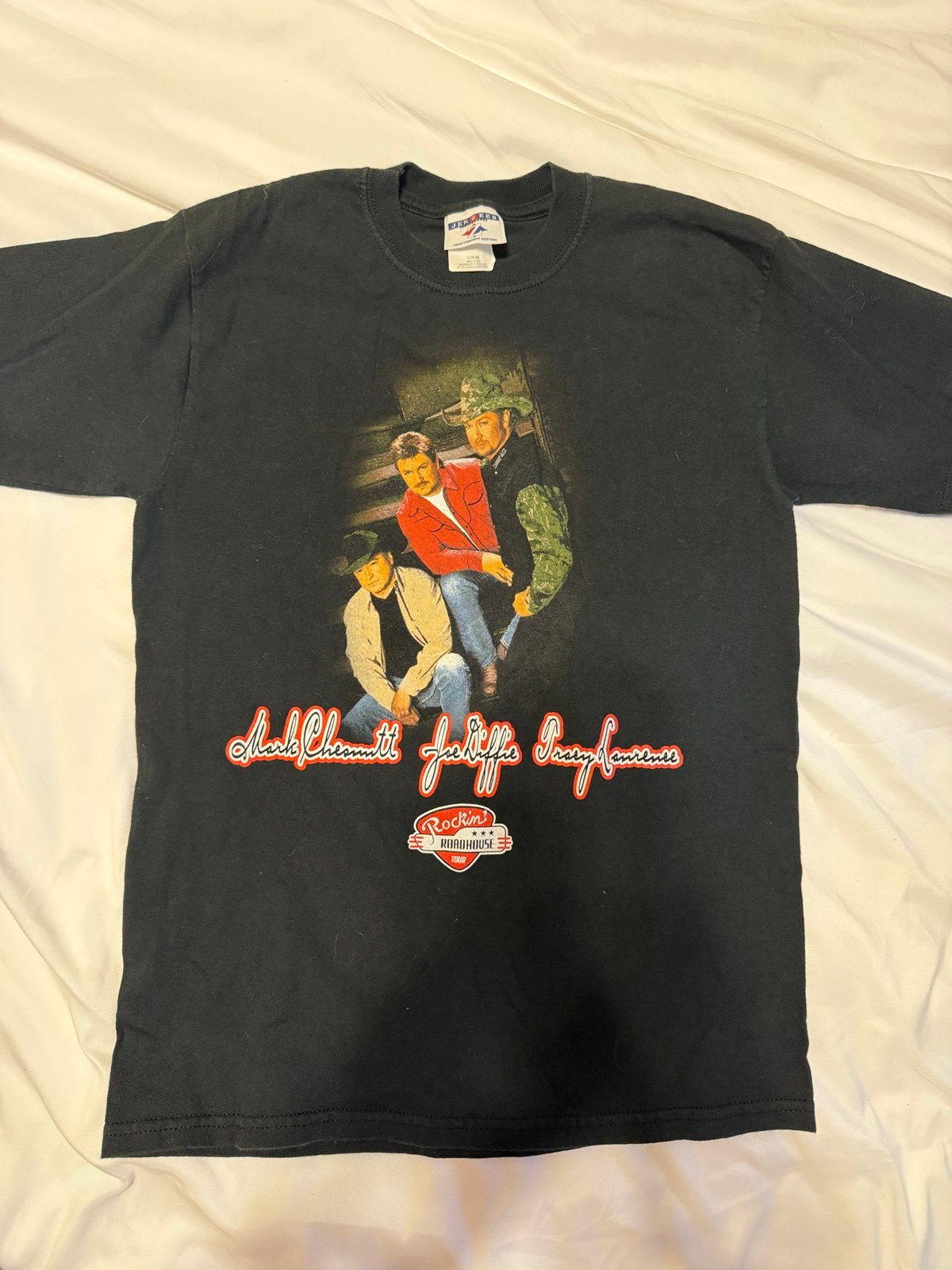 Vintage Rockin roadhouse tee in size large 12/14 youth