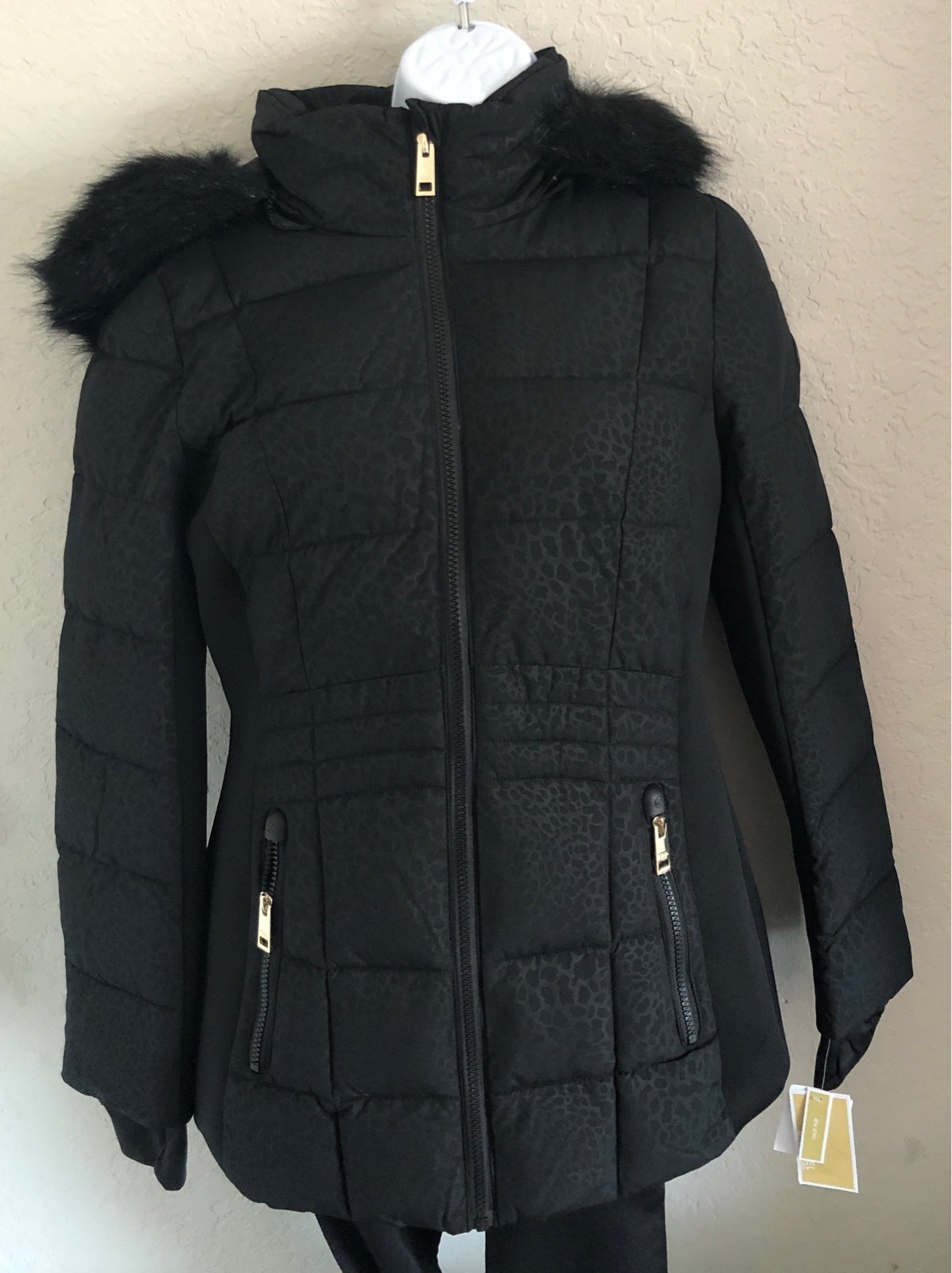 Michael Kors women puffer Jacket