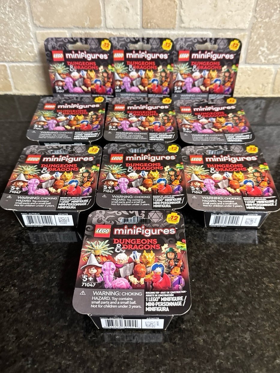 10 LEGO Dungeons & Dragons Mini Figures