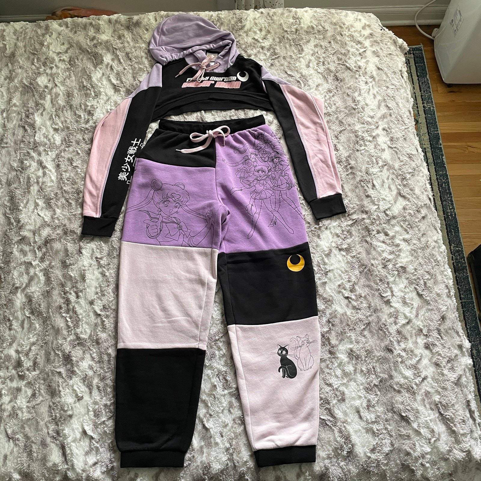 Hot Topic Sailor Moon Colorblock Bolero & Sweats